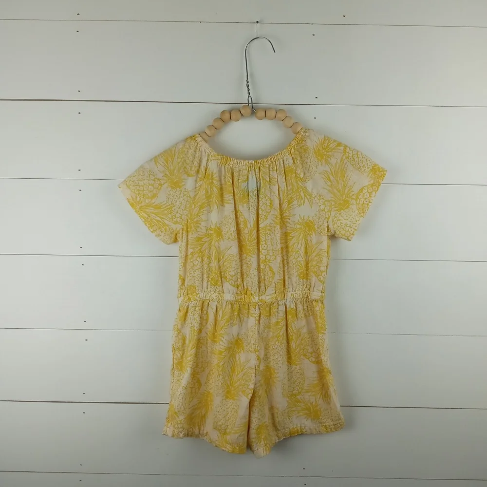 Old Navy girls 5T light yellow with pineapple design flowy romper